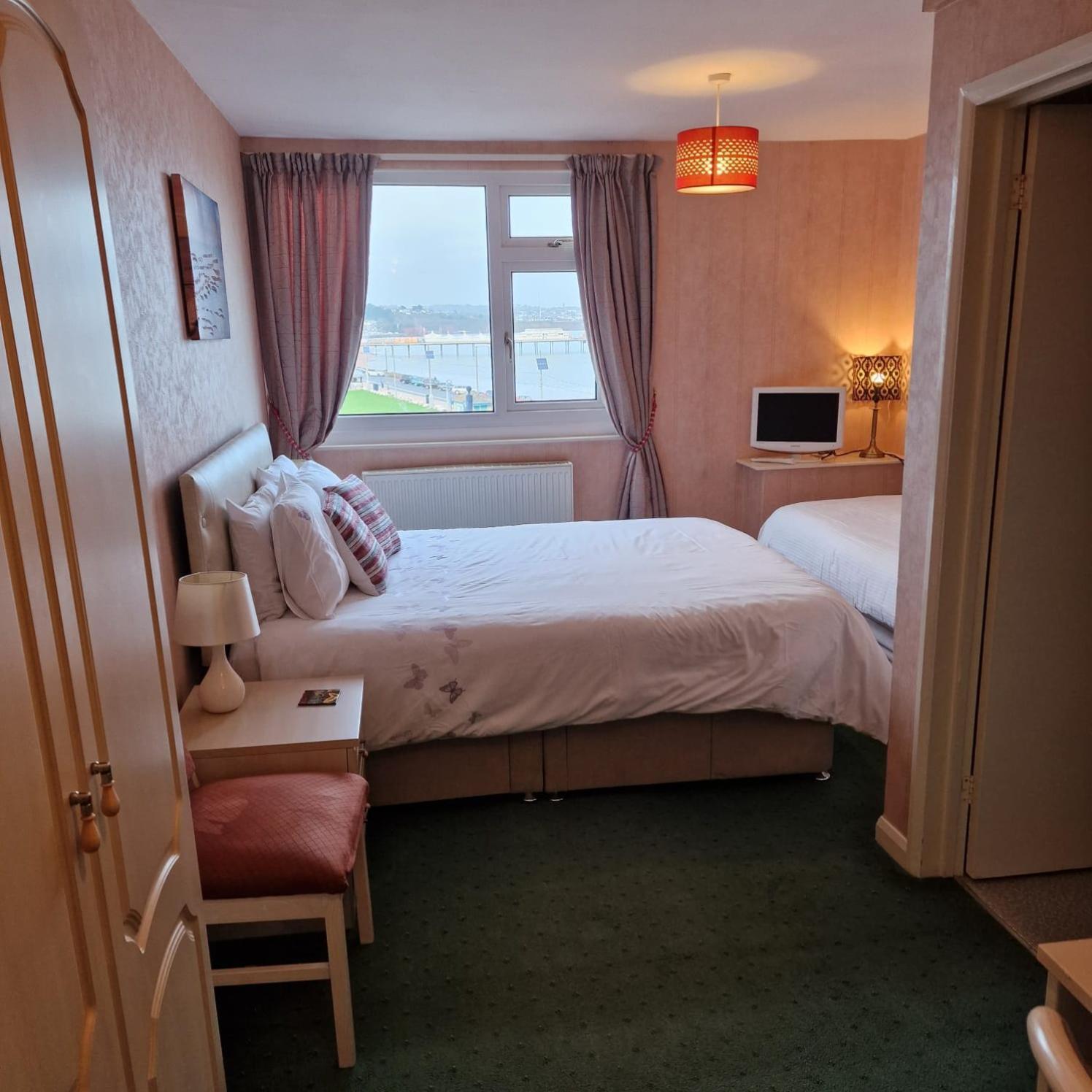 The Sands Hotel Пейнтон Экстерьер фото