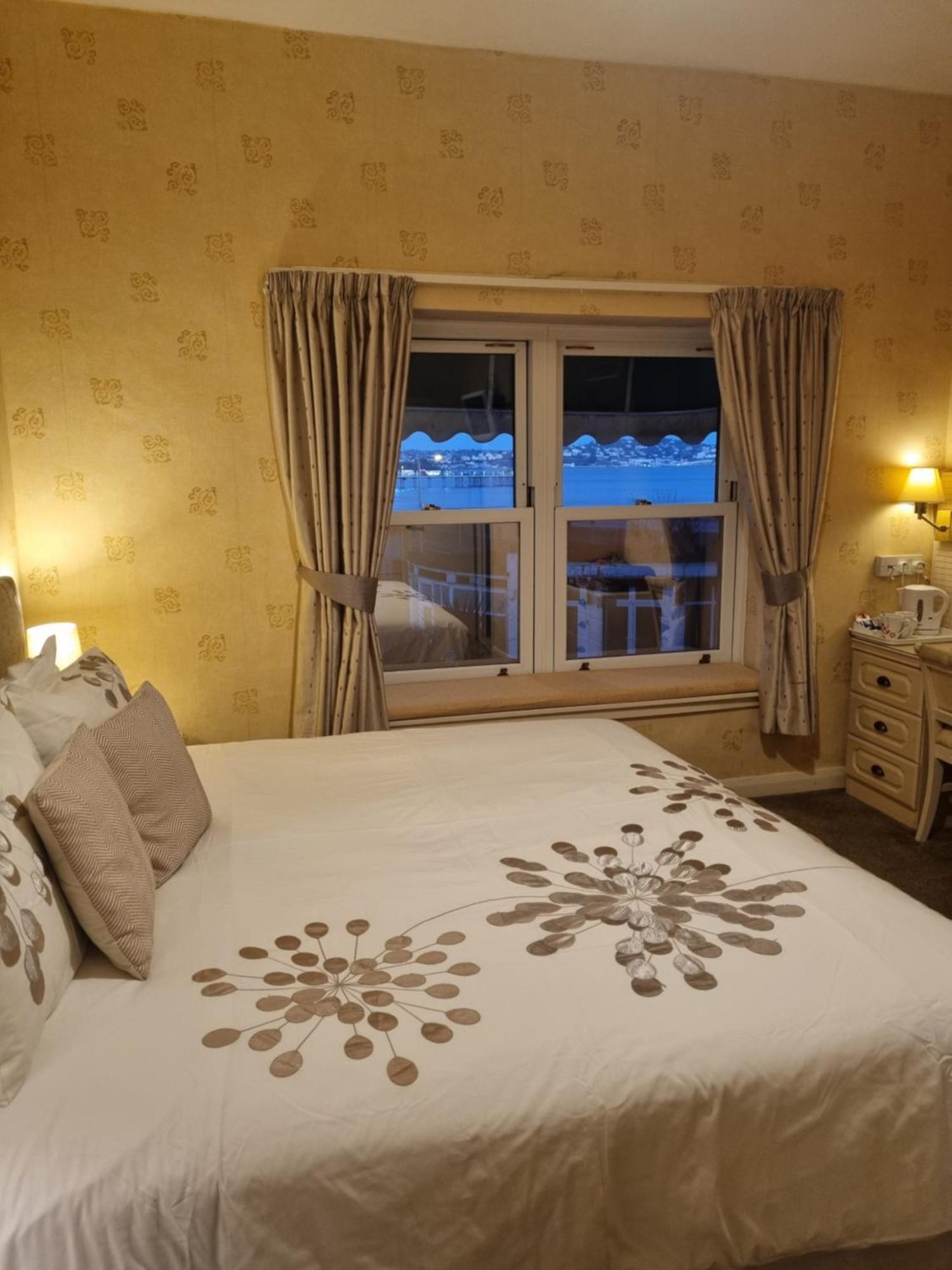 The Sands Hotel Пейнтон Экстерьер фото