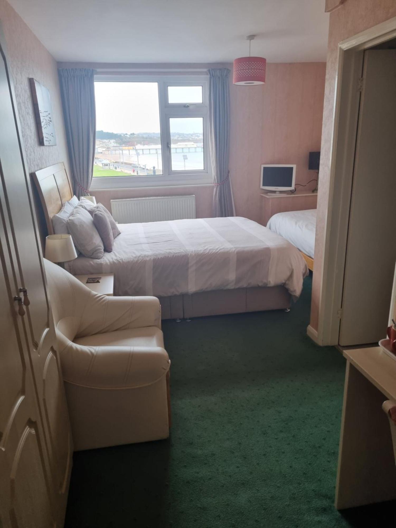 The Sands Hotel Пейнтон Экстерьер фото