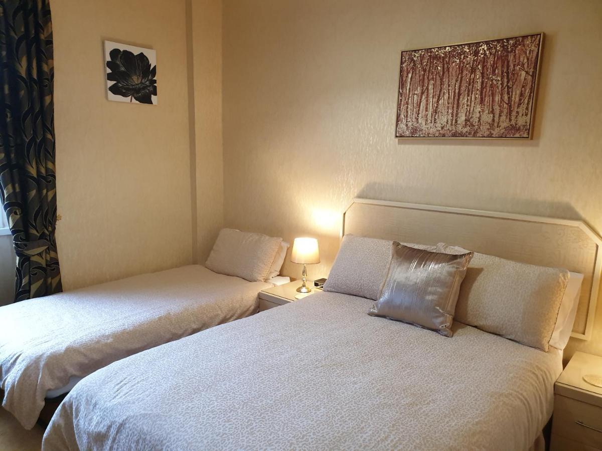The Sands Hotel Пейнтон Экстерьер фото